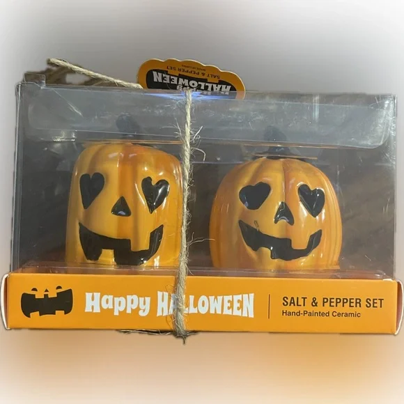 Halloween Pumpkin Salt & Pepper Shaker Set - Orange - Picture 1 of 1